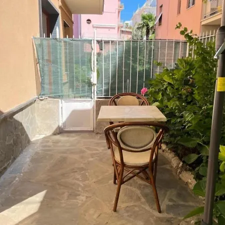 Joivy Little Garden Gattorno Apartamento *