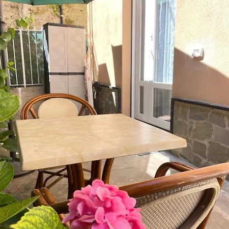 Joivy Little Garden Gattorno * Rapallo